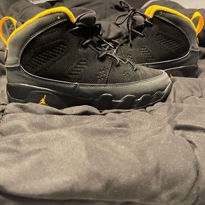 Kids Jordan size 3